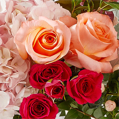 Glitz & Glam Bouquet – THE CARRIAGE HOUSE FLORAL & GIFTS, Marlette MI