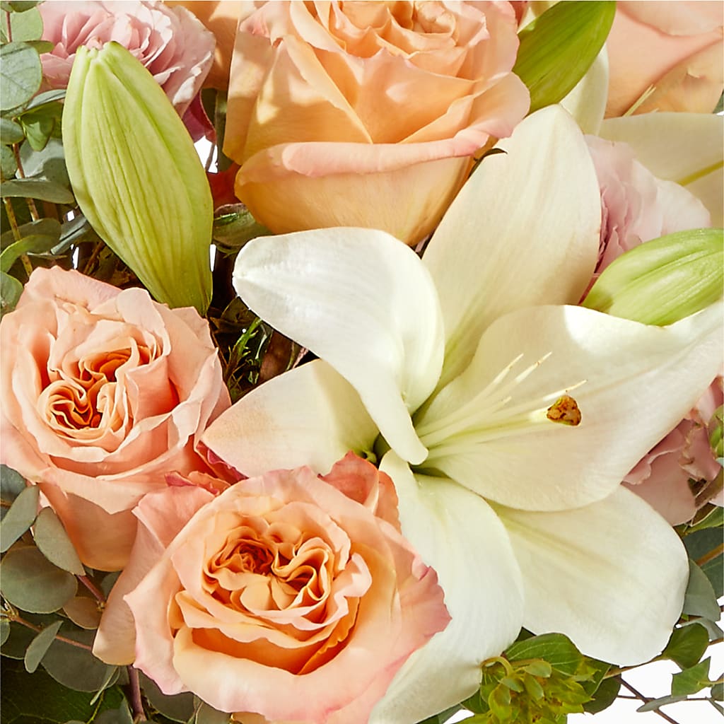 Grapefruit Splash Bouquet – THE CARRIAGE HOUSE FLORAL & GIFTS, Marlette MI
