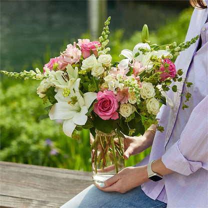 Fondly Bouquet – THE CARRIAGE HOUSE FLORAL & GIFTS, Marlette MI