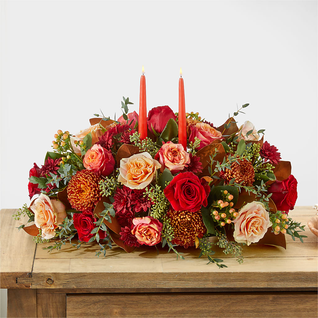 Gather Near Centerpiece – THE CARRIAGE HOUSE FLORAL & GIFTS, Marlette MI