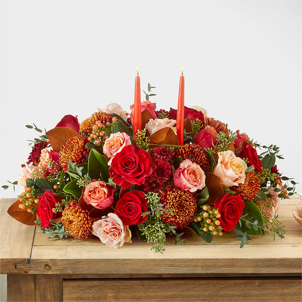 Gather Near Centerpiece – THE CARRIAGE HOUSE FLORAL & GIFTS, Marlette MI