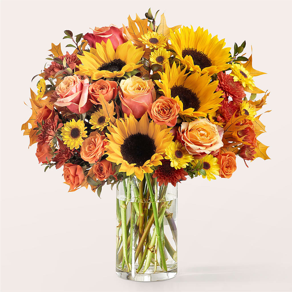 Fluttering Foliage Bouquet – THE CARRIAGE HOUSE FLORAL & GIFTS, Marlette MI
